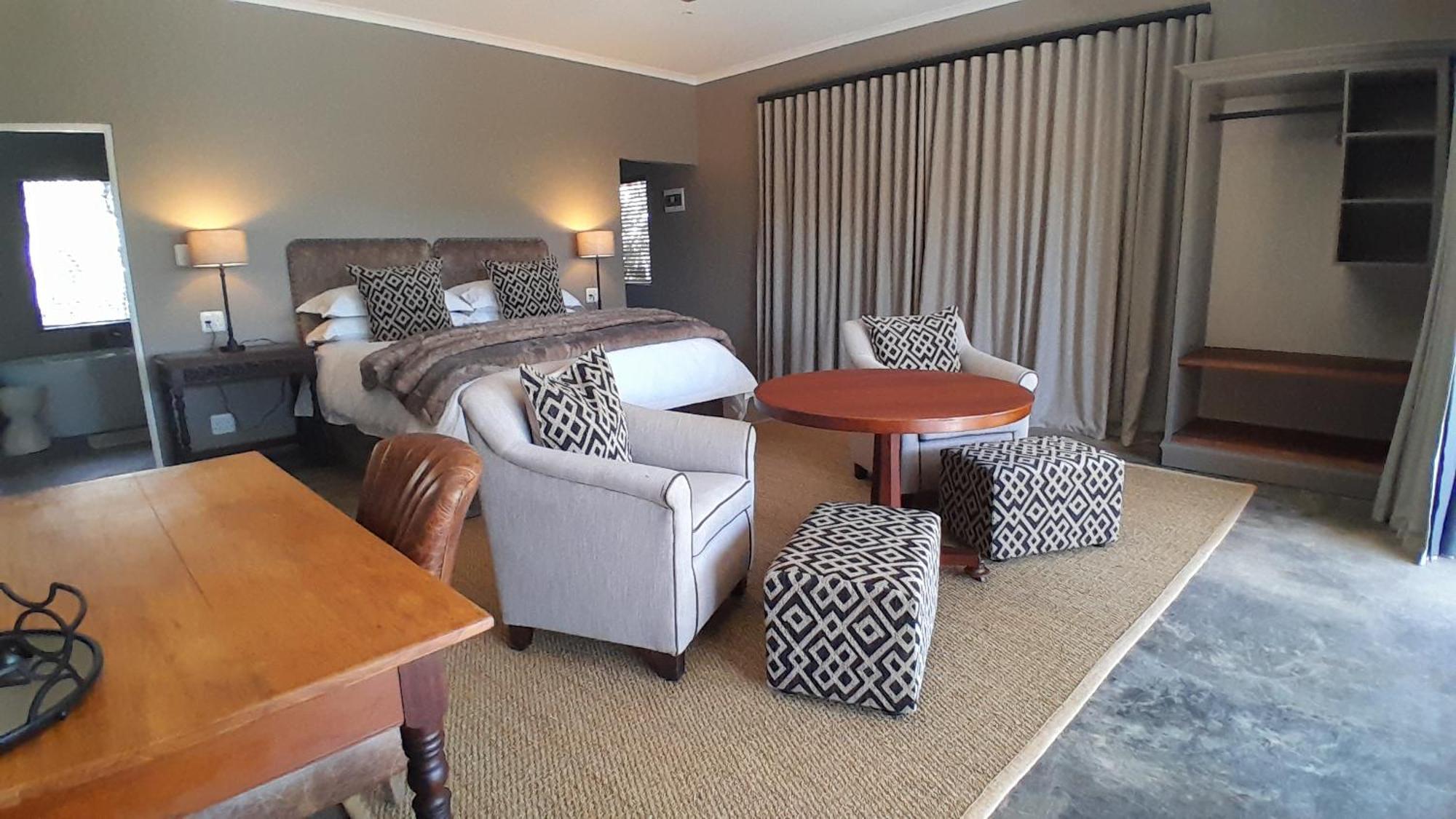 African Safari Lodge Grahamstown Exterior photo